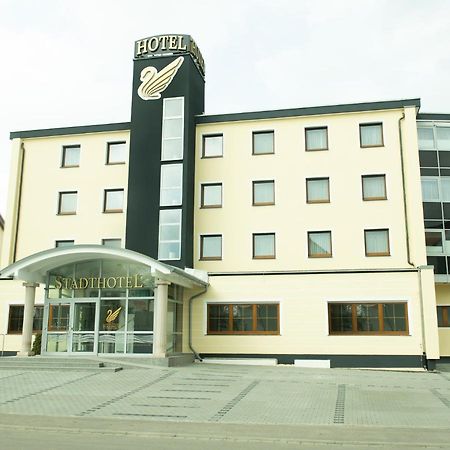Stadthotel Giengen Giengen an der Brenz Exterior foto